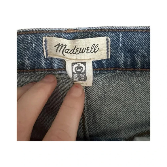 Madewell The Mid-rise Perfect Vintage‎ Jean Distressed Cut Off Size 28 - Picture 2 of 4